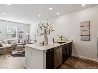 Photo #5: 7765306 Listing 