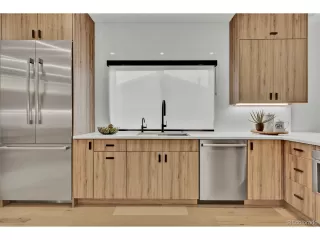 Photo #4: 7765927 Listing