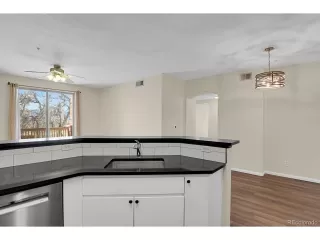Photo #3: 7768498 Listing