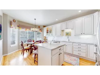 Photo #5: 7769077 Listing