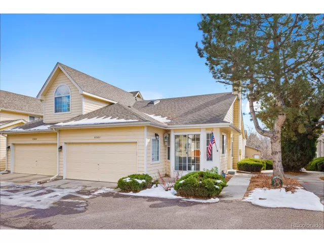 MLS: 7770394 Condo For Sale