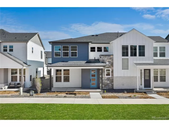 MLS: 7770545 Condo For Sale