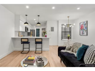 Photo #6: 7772430 Listing