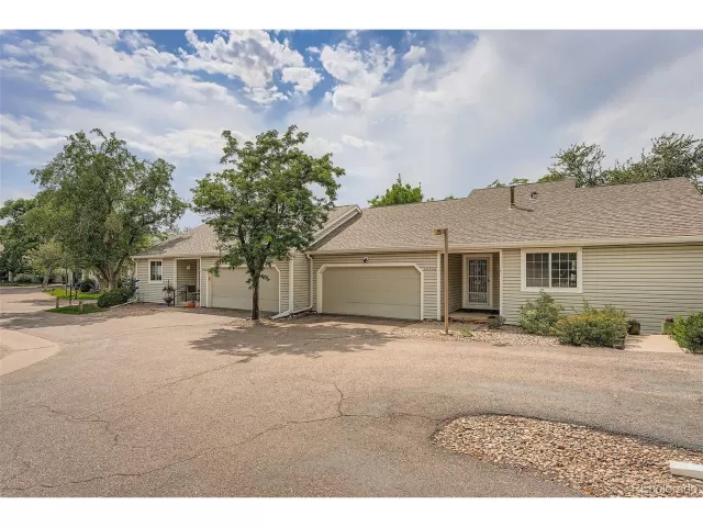 MLS: 7772920 Condo For Sale