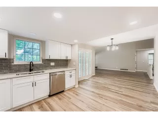 Photo #6: 7772920 Listing