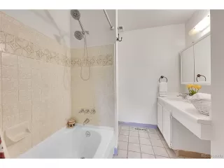 Photo #5: 7775509 Listing