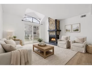 Photo #2: 7775664 Listing