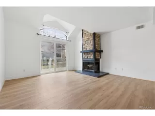 Photo #3: 7775664 Listing