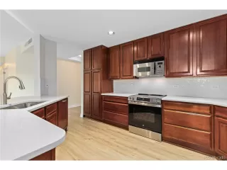 Photo #4: 7776018 Listing 