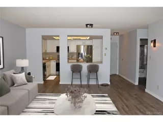 Photo #3: 7779963 Listing