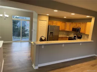 Photo #2: 7780102 Listing