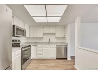 Photo #3: 7780511 Listing