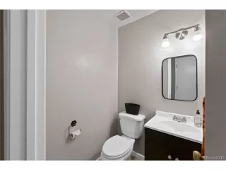 Photo #5: 7781066 Listing