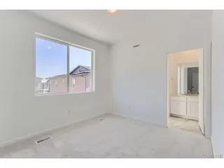 Photo #3: 7783301 Listing