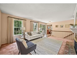 Photo #3: 7787201 Listing