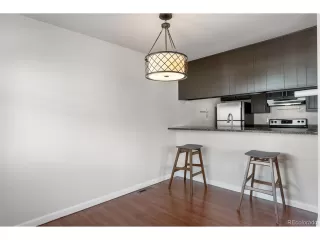 Photo #5: 7793138 Listing