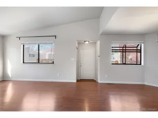 Photo #6: 7793138 Listing