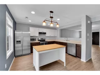Photo #6: 7794945 Listing