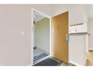 Photo #4: 7797150 Listing 