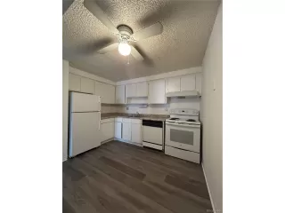 Photo #5: 7799200 Listing 