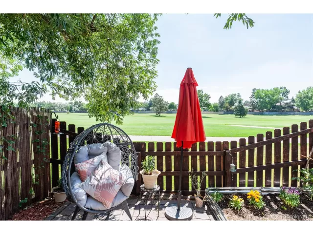 MLS: 7801353 Condo For Sale