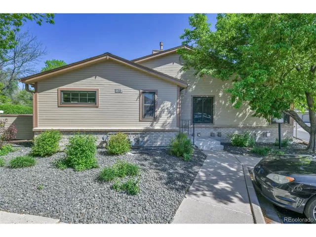 MLS: 7804532 Condo For Sale