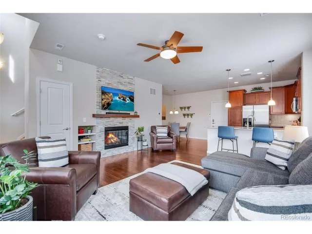 MLS: 7806289 Condo For Sale