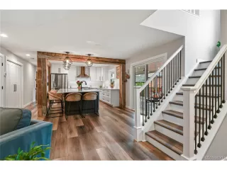 Photo #6: 7808385 Listing 