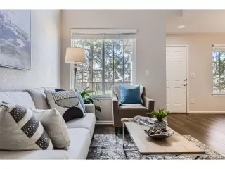 Photo #6: 7813804 Listing