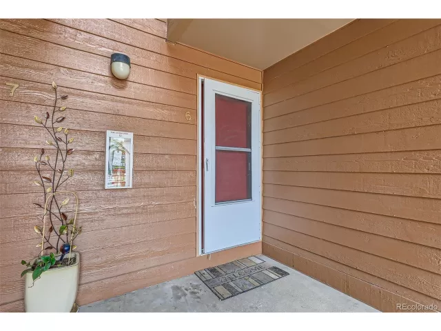 MLS: 7818185 Condo For Sale