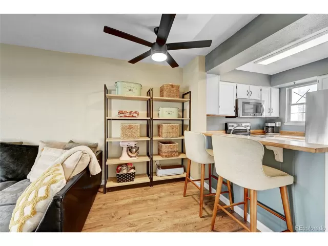 MLS: 7821403 Condo For Sale