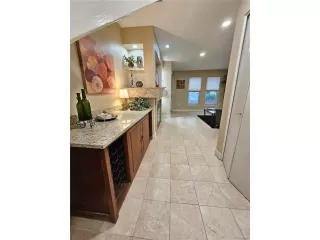 Photo #5: 7823215 Listing