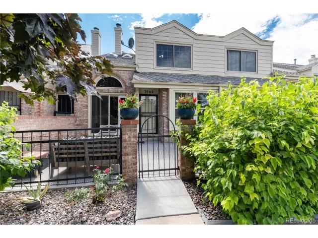 MLS: 7825167 Condo For Sale