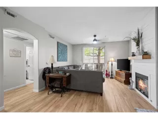 Photo #4: 7829484 Listing