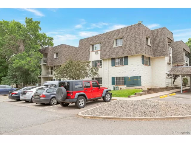 MLS: 7831011 Condo For Sale