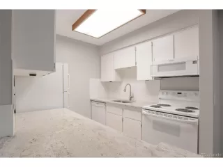 Photo #5: 7831011 Listing