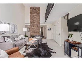 Photo #3: 7844199 Listing