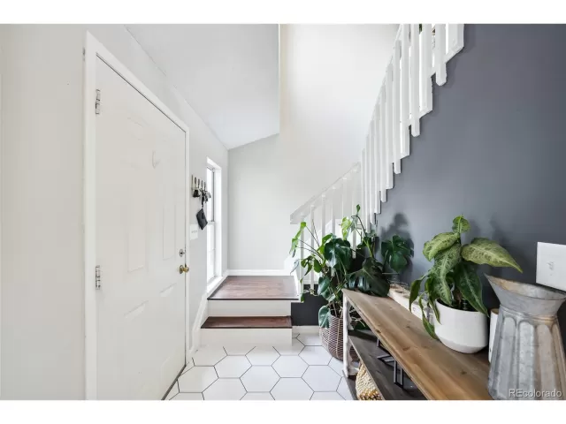 MLS: 7850706 Condo For Sale