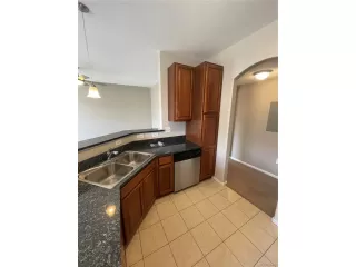 Photo #5: 7851099 Listing