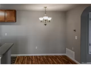 Photo #6: 7858288 Listing