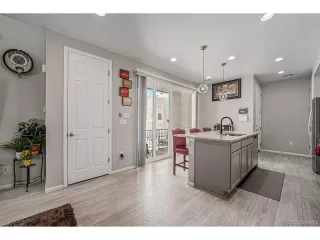 Photo #5: 7858527 Listing