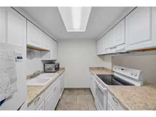 Photo #3: 7858728 Listing