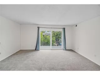 Photo #4: 7858728 Listing