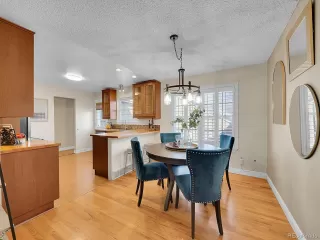 Photo #6: 7860588 Listing