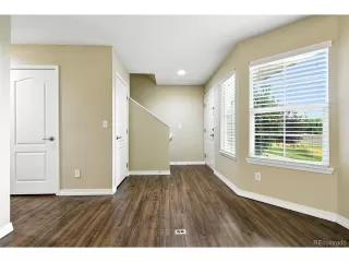 Photo #6: 7861655 Listing