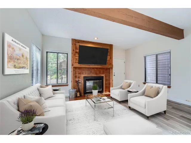 MLS: 7862045 Condo For Sale