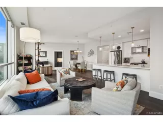 Photo #6: 7864178 Listing