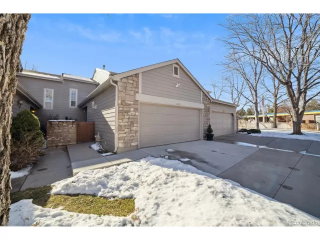 MLS: 7865375 Condo For Sale