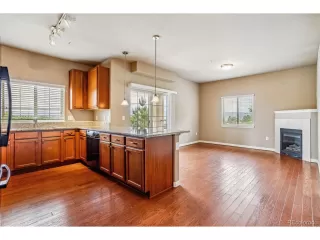 Photo #6: 7868142 Listing