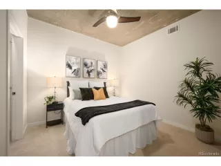 Photo #4: 7872411 Listing